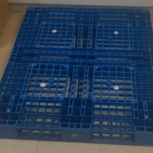 plastic pallets big size